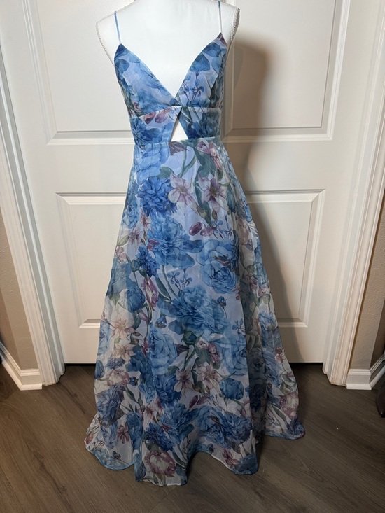Lulus Dresses & Skirts - Lulu's Blue Floral V-Neck Cutout Spaghetti Strap Maxi Dress